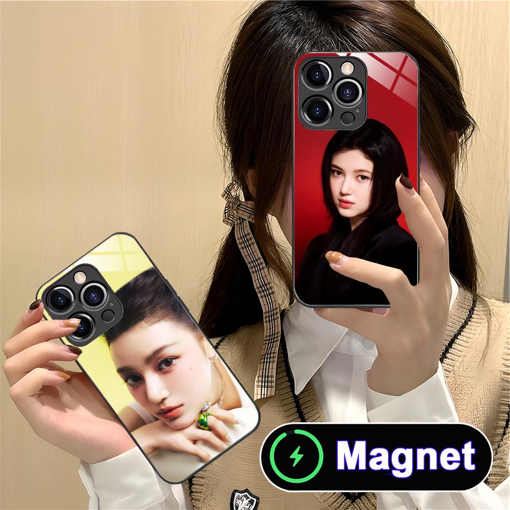Phone Cases With Magnet - Coque de téléphone KPOP Danielle Marsh